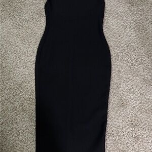 Elegant Black Sleeveless Dress